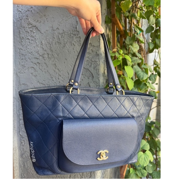 CHANEL Handbags - Chanel Calfskin & Caviar Daily Round Tote